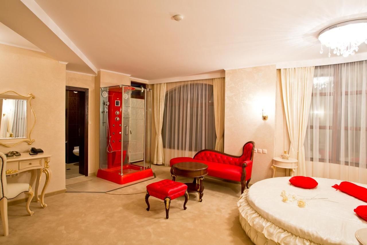 Отель Hotel Diamond Казанлык-7