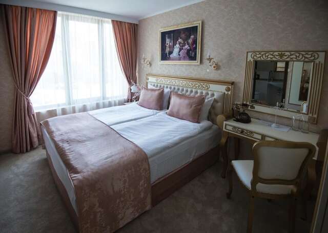 Отель Hotel Diamond Казанлык-43